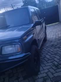 A picture of 1999 Suzuki Escudo Suv