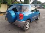 A picture of RAV 4 kipisi