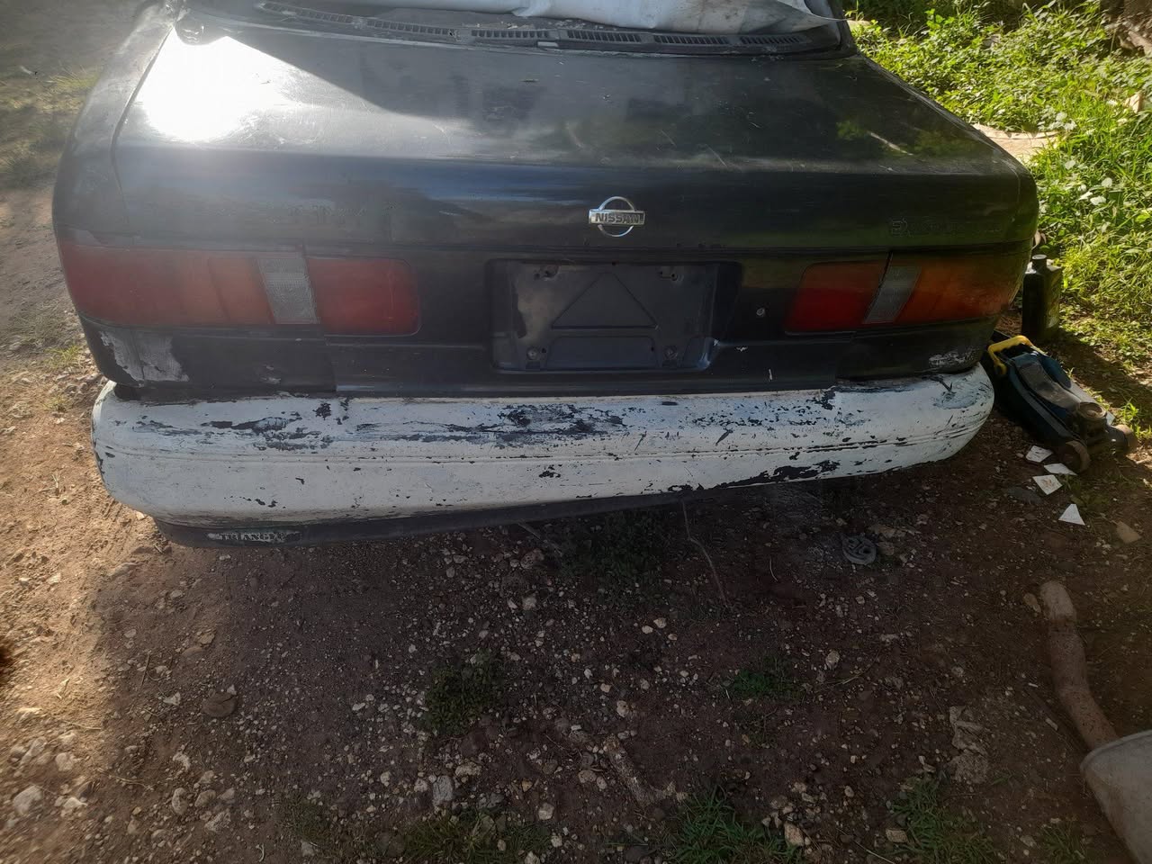 nissan b13