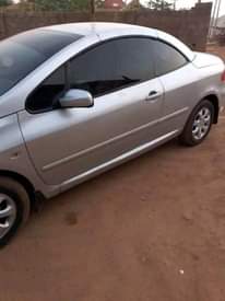 A picture of One door automatic Peugeot 307 with untempered engine nd gear