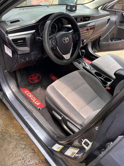 A picture of 2016 Toyota Corolla Purely first body Sweet interior Nothing to