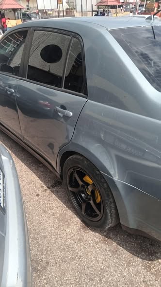 used nissan tiida