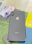 A picture of iPhone XS Max 256GB