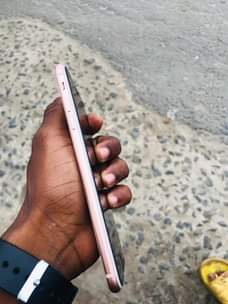 A picture of Iphone 8 