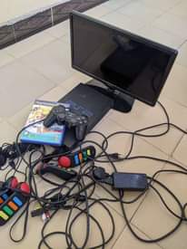 A picture of Nauza ps 2 na Tv yake na pad 2 na