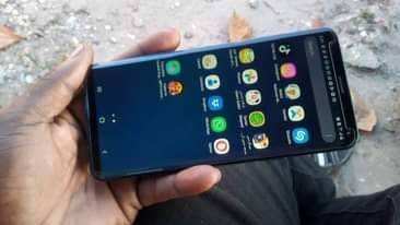 A picture of Samsung s9 