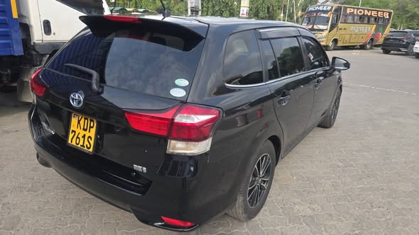 A picture of TOYOTA FIELDER