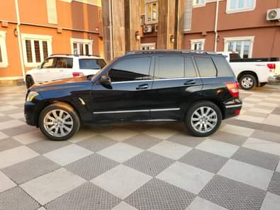 A picture of Extremely neat 2012 Foreign used Mercedes Benz GLK350 Panoramic roof