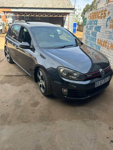 Sipho W.