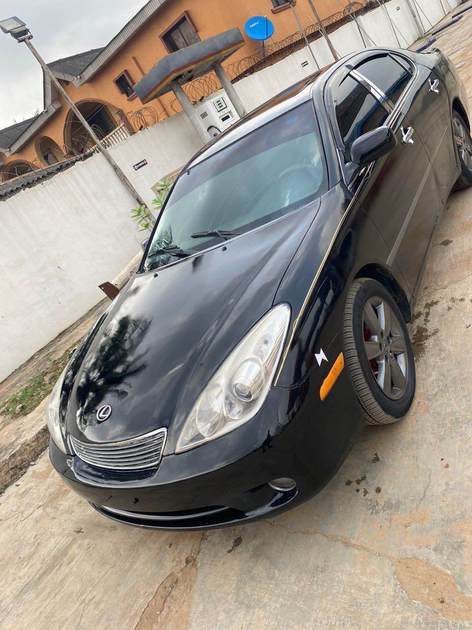 A picture of Lexus es 330 model 05 Engine ok Gear ok Ac