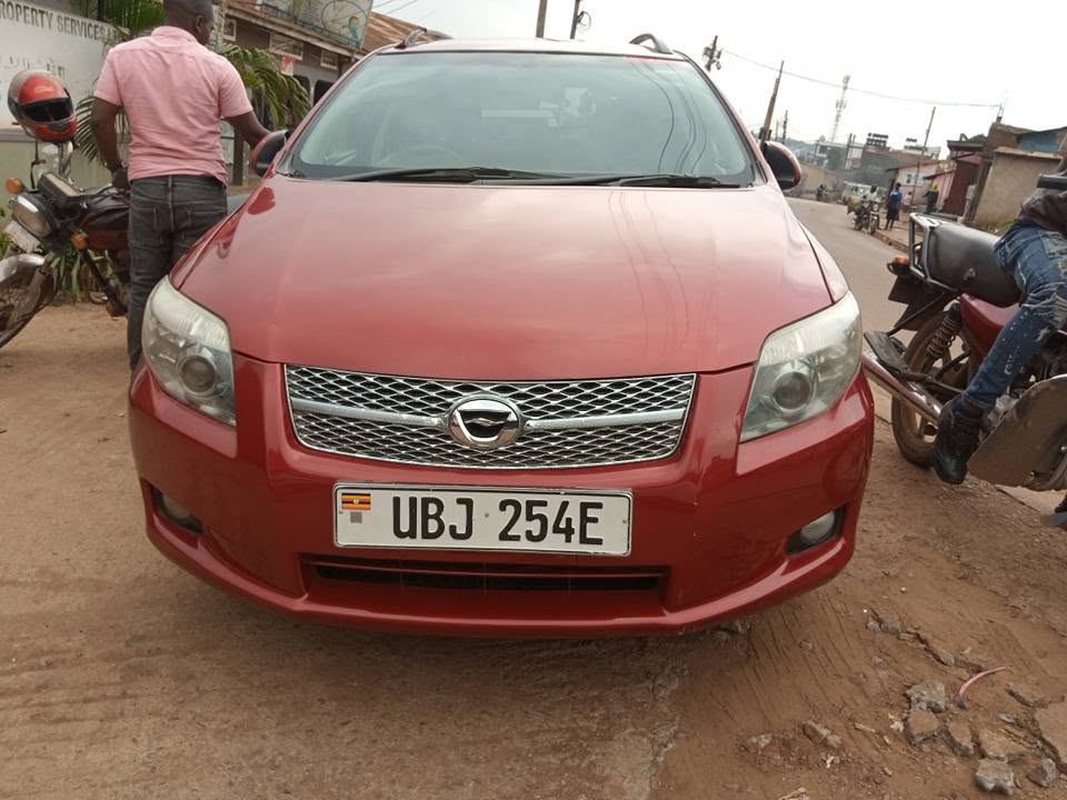 toyota fielder