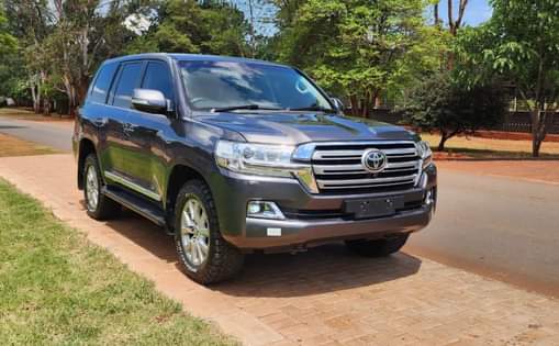 toyota land cruiser