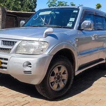 used mitsubishi pajero