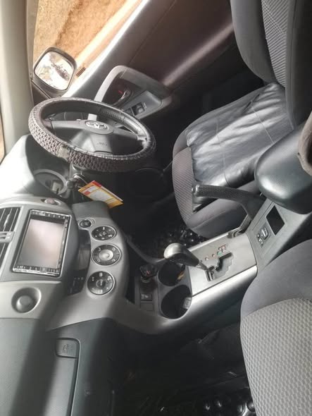 A picture of RAV4 2008 model 20m 0759317866