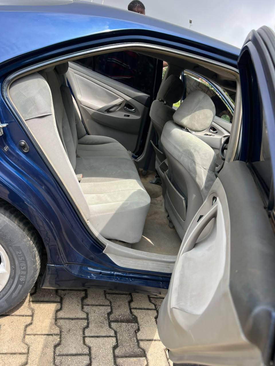 A picture of TOYOTA CAMRY