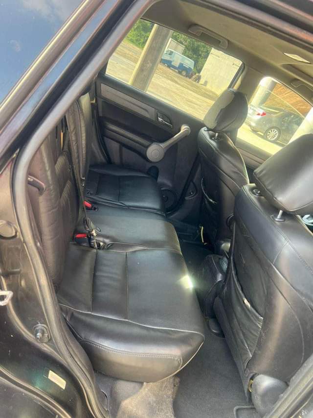 A picture of Honda CR V 2008