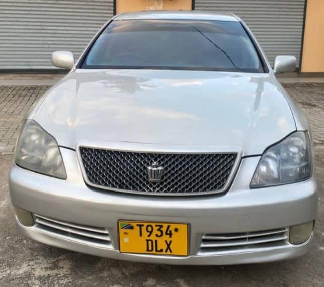 toyota crown