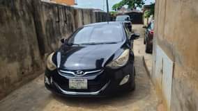A picture of Hyundai elantra 2012 model