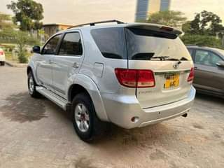 A picture of Car