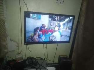 A picture of Nauza TV SINGSUNG nch25 ipo poa sana bado mpya bei