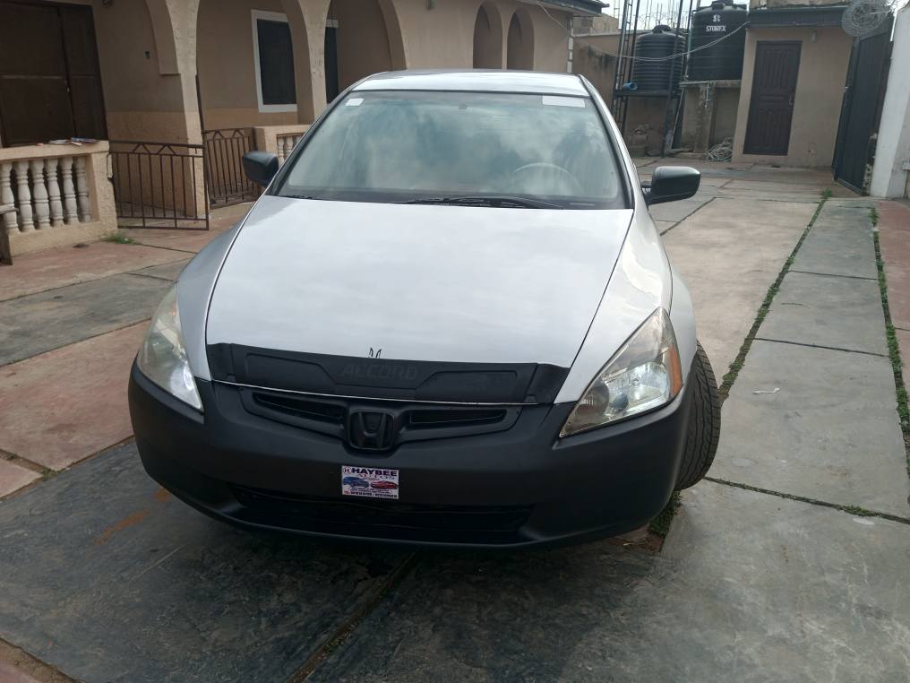 A picture of Honda Accord EOD 2005 Model
