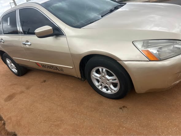A picture of Accord 2005
