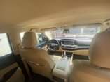 A picture of TOYOTA HIGHLANDER 2018 LE