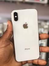A picture of I phone x