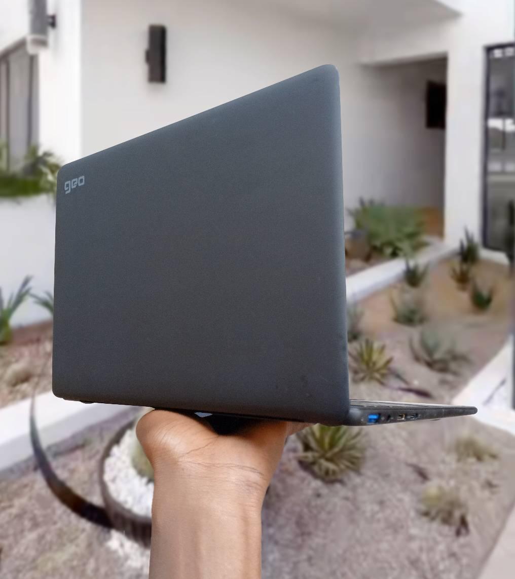A picture of Geo mini laptop