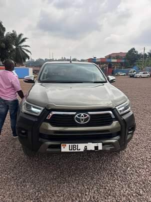 used toyota hilux