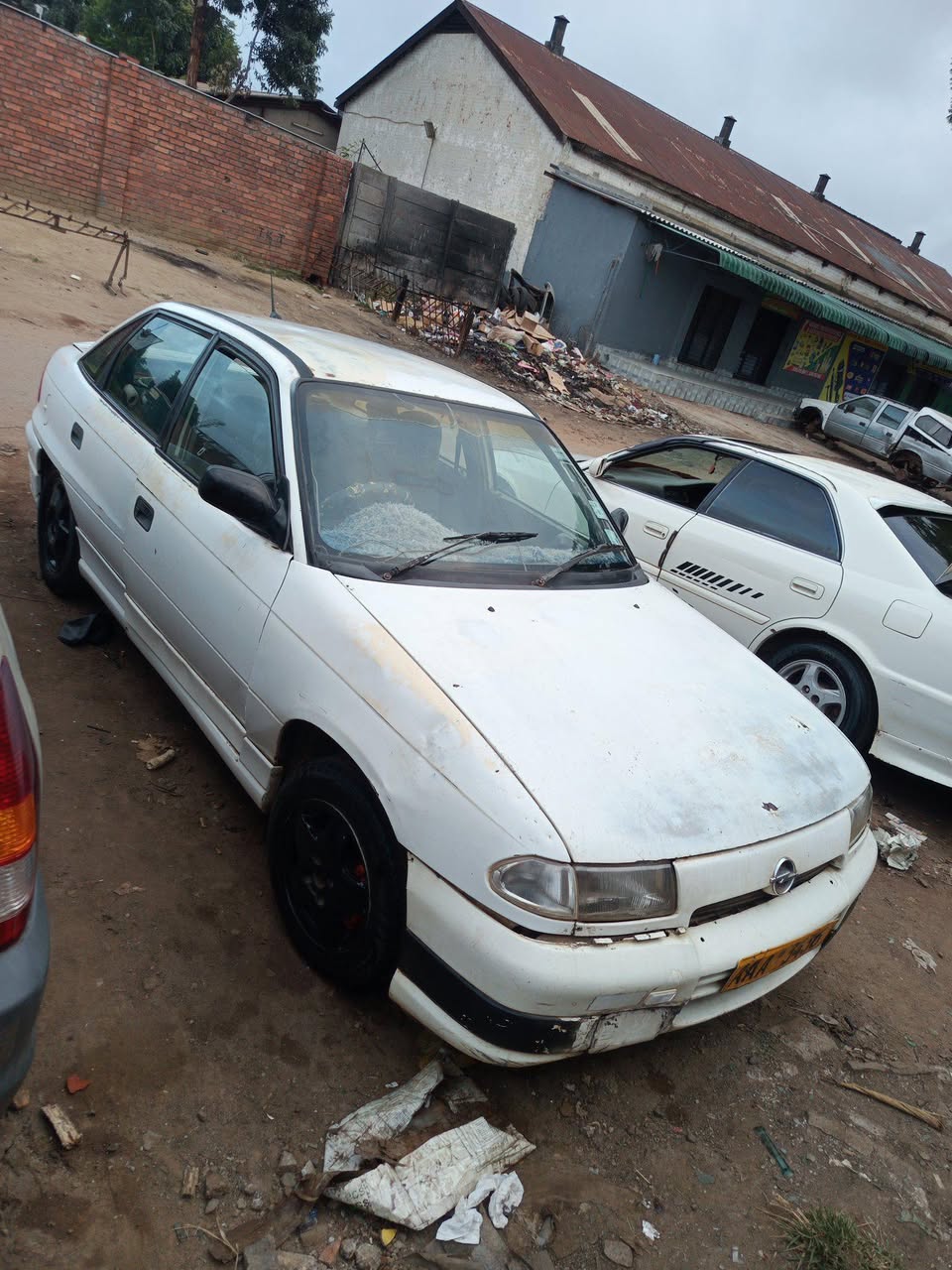 A picture of Opel astral manual one kick n go 870usd call or