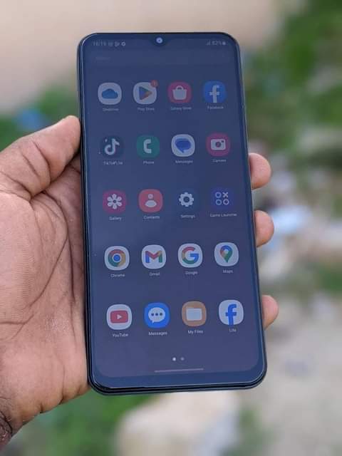 A picture of SAMSUNG A13