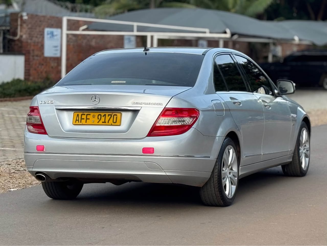 classifieds/cars mercedes