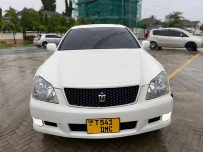 A picture of Crown Athlete gari kali saaana Bei ml 13 No 0718466767