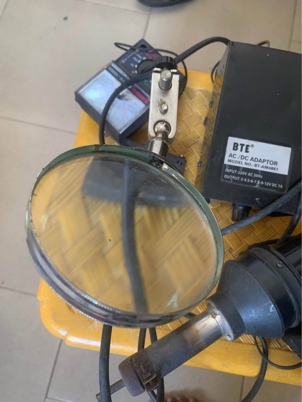 A picture of Work station Phone repair tools