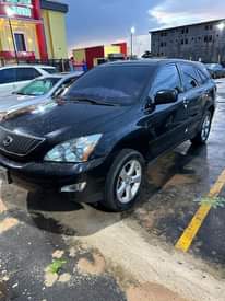 A picture of Lexus 330