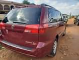 A picture of 2005 TOYOTA SIENNA XLE