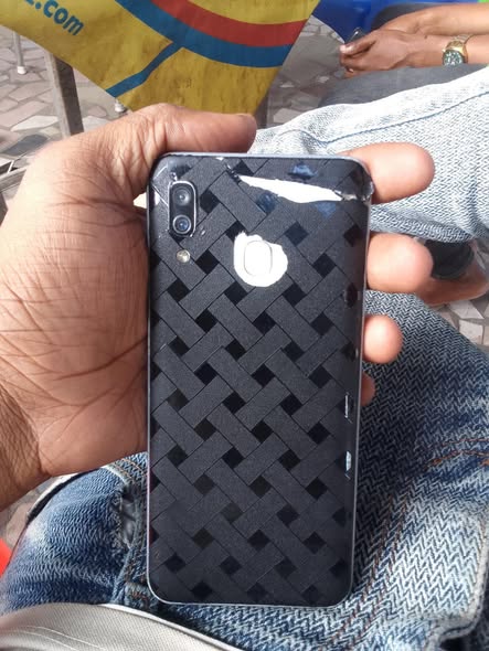 A picture of Samsung a30