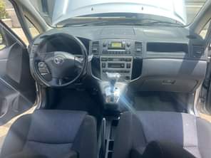 A picture of FOREIGN USED TOYOTA COROLLA VERSO 2004 MODEL WITH ORIGINAL CUSTOM