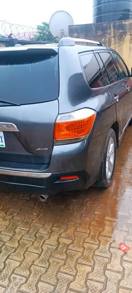 A picture of Toyota Highlander