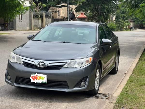 A picture of 2013 Toyota Camry Extremely clean untempered engine Untempered Gear chilling