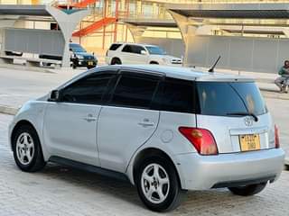 A picture of TOYOTA IST DN U
