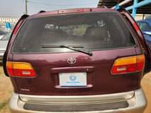 A picture of Very clean Grade A Toyota Sienna in good working condition