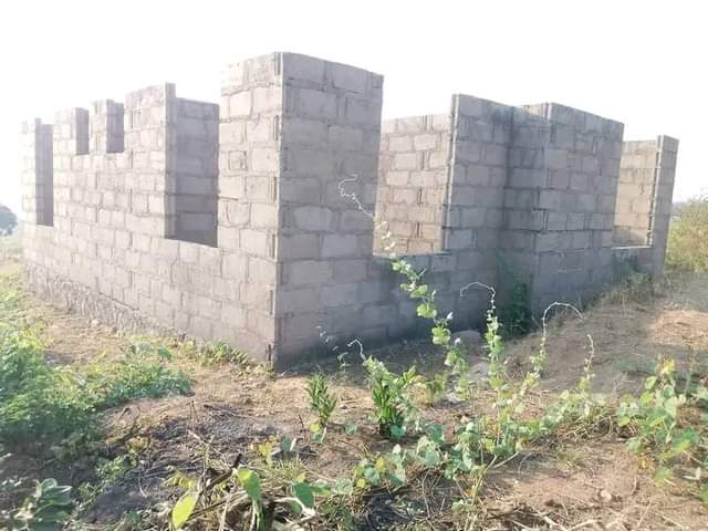 A picture of Boma na kiwanja Bei 5.5m 0763406453 Mwanza