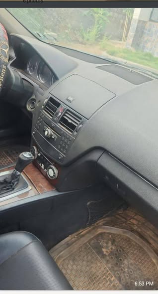 A picture of Mercedes Benz C300 2009
