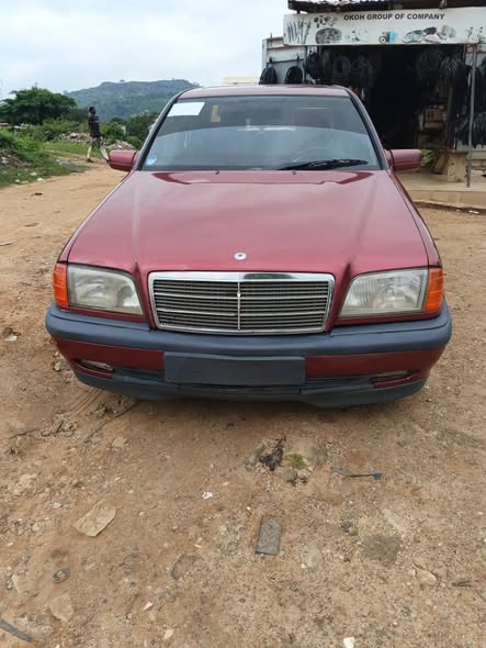 A picture of FOREIGN USE MERCEDES BENZ C180 2000 MODEL V4 ENGINE FULL