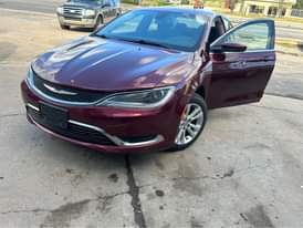 A picture of 2015 Chrysler 200 Limited Sedan 4D