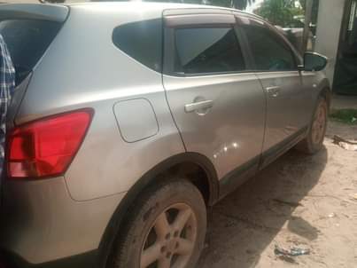 A picture of NISSAN DUALIS