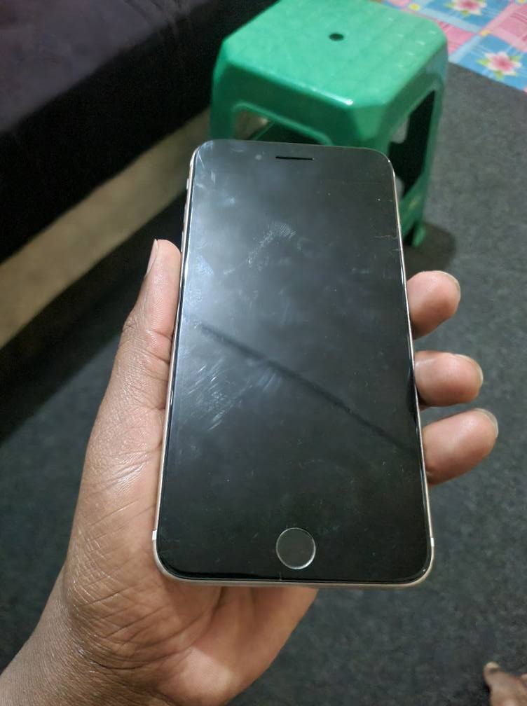 A picture of Iphone 7 plus