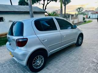 A picture of Toyota Vitz clavia
